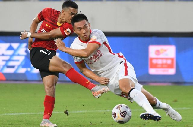 开云线上入口-解密黑马亚泰：对症下药知人善任 坚持最终会胜利