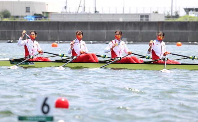 28日回顾：赛艇跳水各夺一金 石智勇夺金牌破纪录